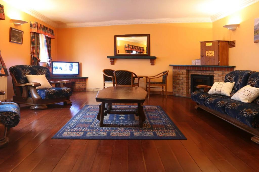 Mccarthy'S Lodge B&B Westport Dış mekan fotoğraf